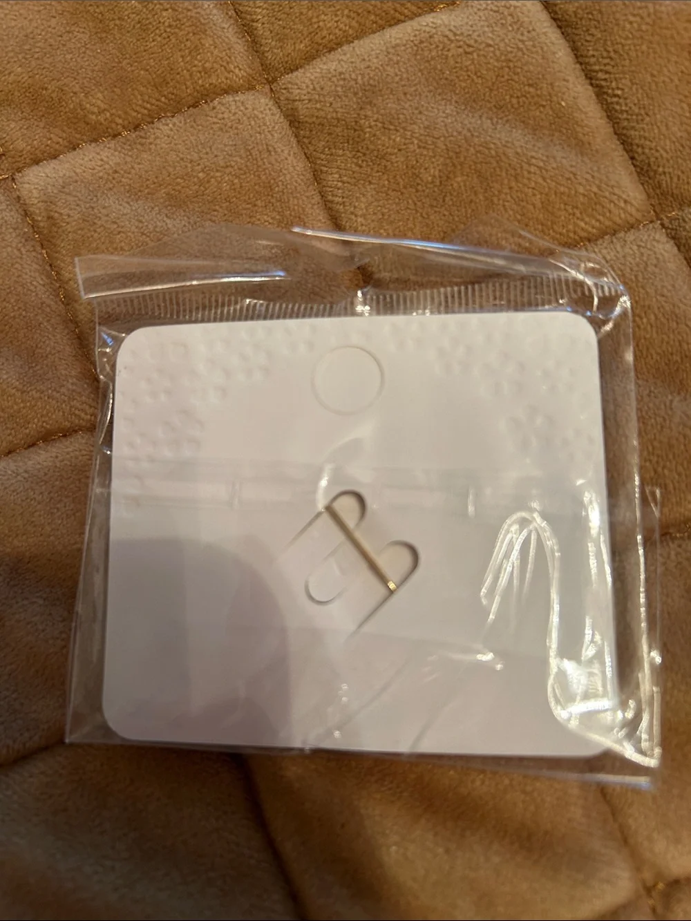 NWT pineapple brooch